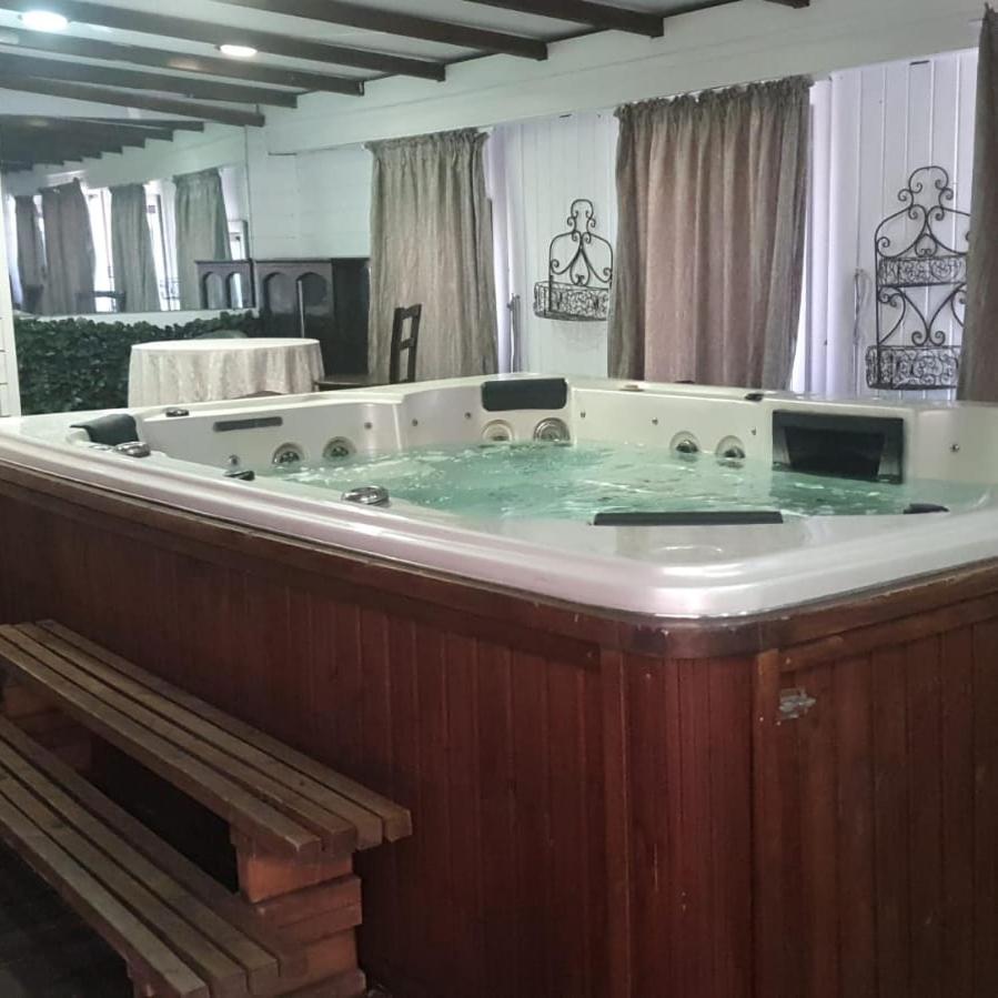 Puy Ahuzat Haosher Hotel Tyberiada Zewnętrze zdjęcie