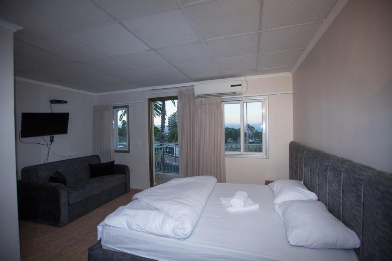 Puy Ahuzat Haosher Hotel Tyberiada Zewnętrze zdjęcie