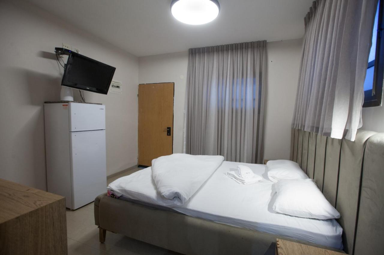 Puy Ahuzat Haosher Hotel Tyberiada Zewnętrze zdjęcie