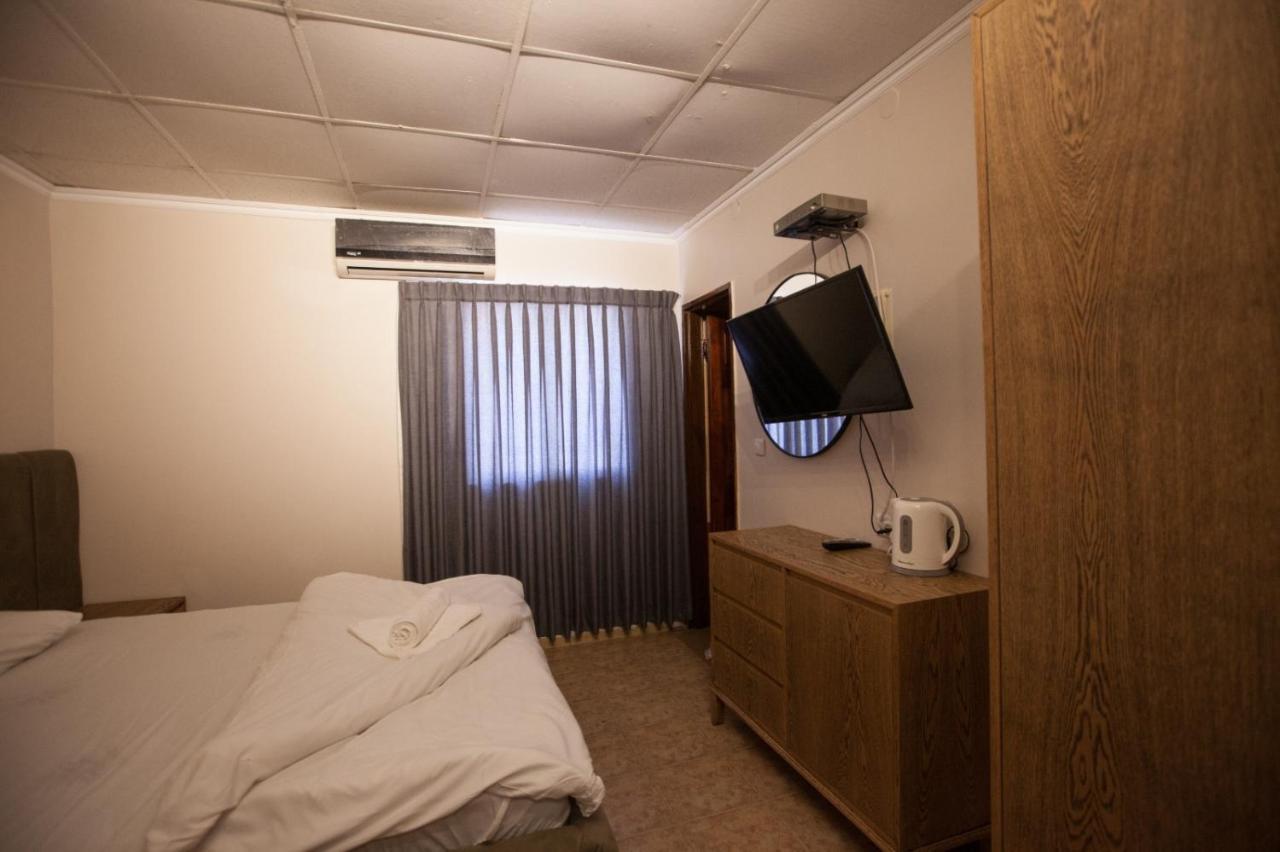Puy Ahuzat Haosher Hotel Tyberiada Zewnętrze zdjęcie