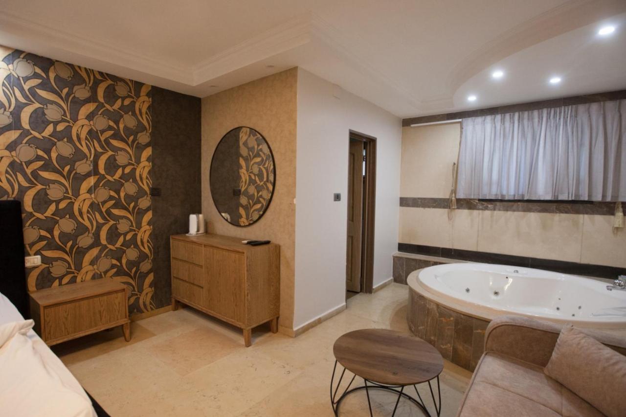 Puy Ahuzat Haosher Hotel Tyberiada Zewnętrze zdjęcie