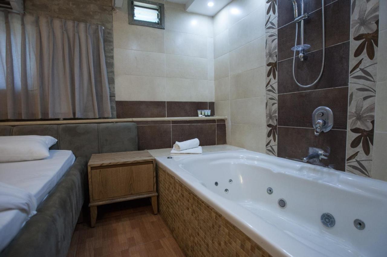 Puy Ahuzat Haosher Hotel Tyberiada Zewnętrze zdjęcie