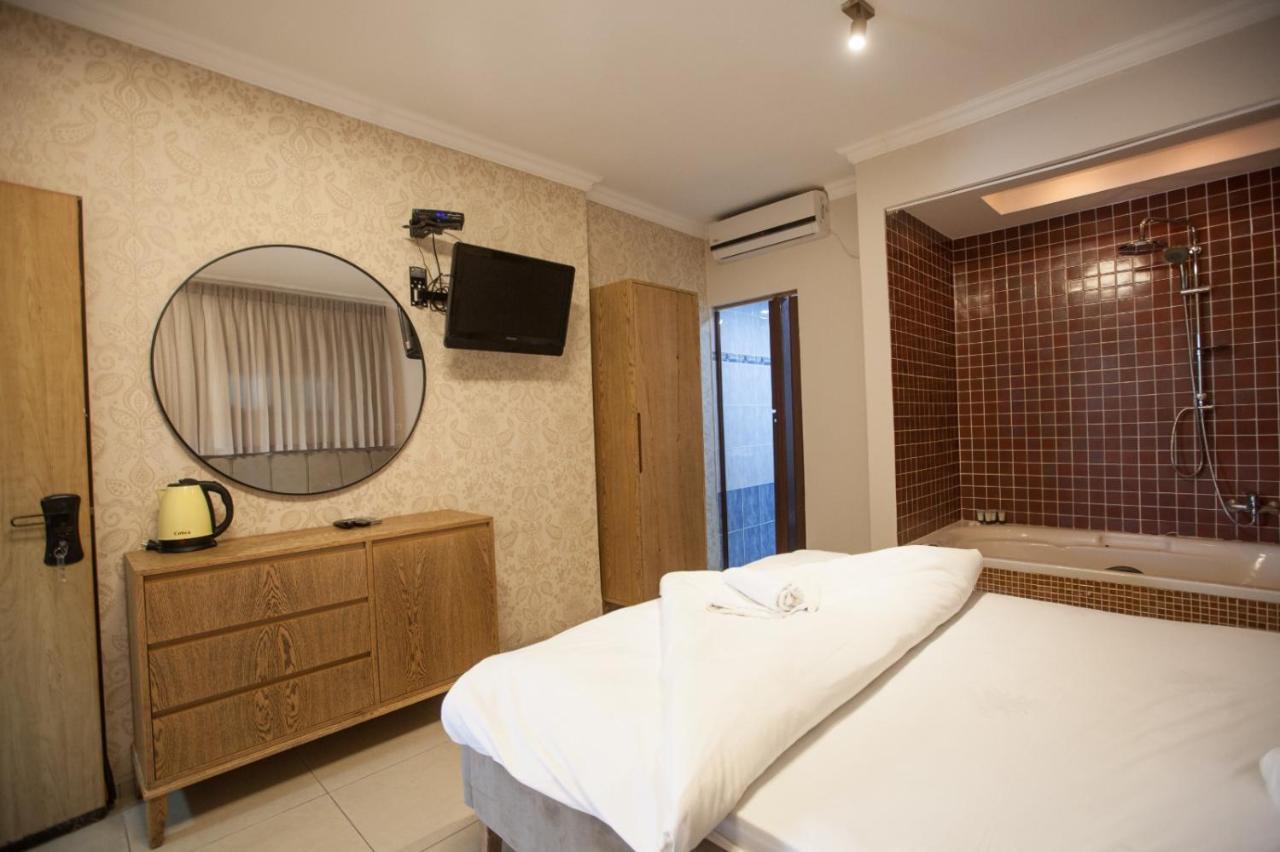 Puy Ahuzat Haosher Hotel Tyberiada Zewnętrze zdjęcie