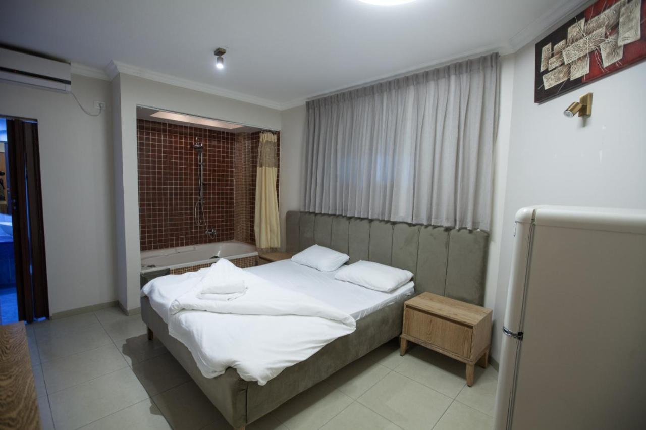 Puy Ahuzat Haosher Hotel Tyberiada Zewnętrze zdjęcie